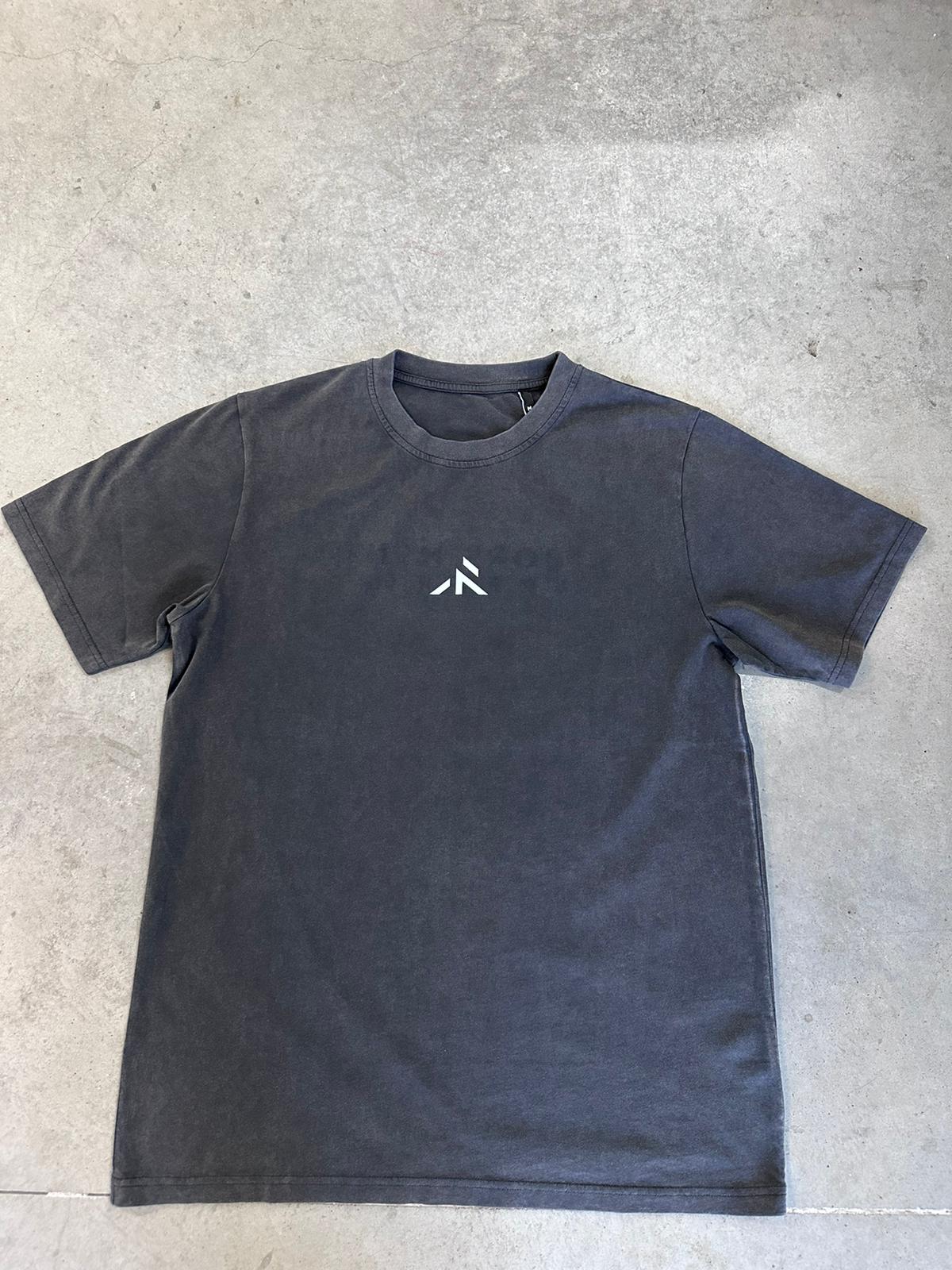 FORTIS T-SHIRT - Regular fit - Vintage black - Robore Mentis online