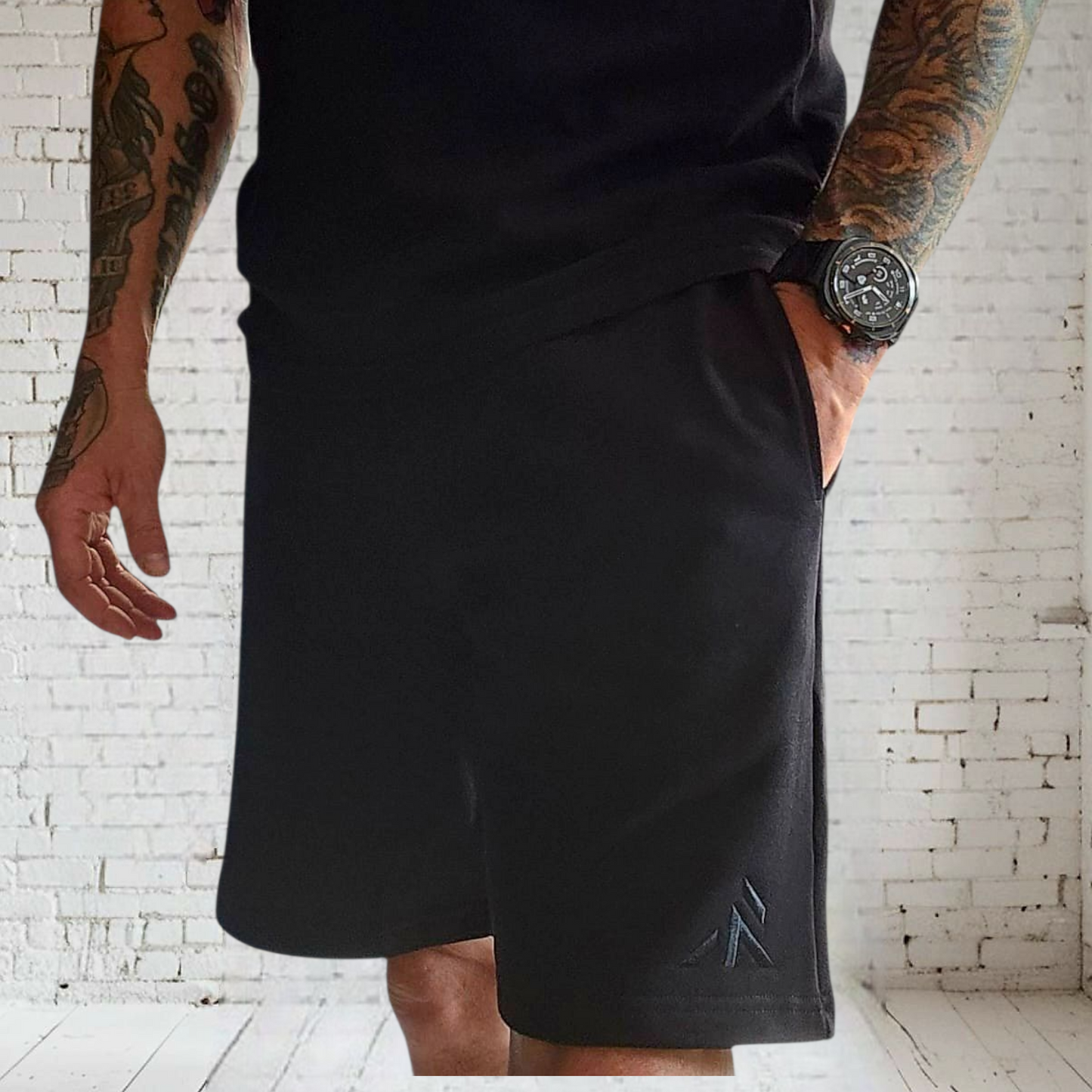 NOX Shorts - Deep black - Robore Mentis online