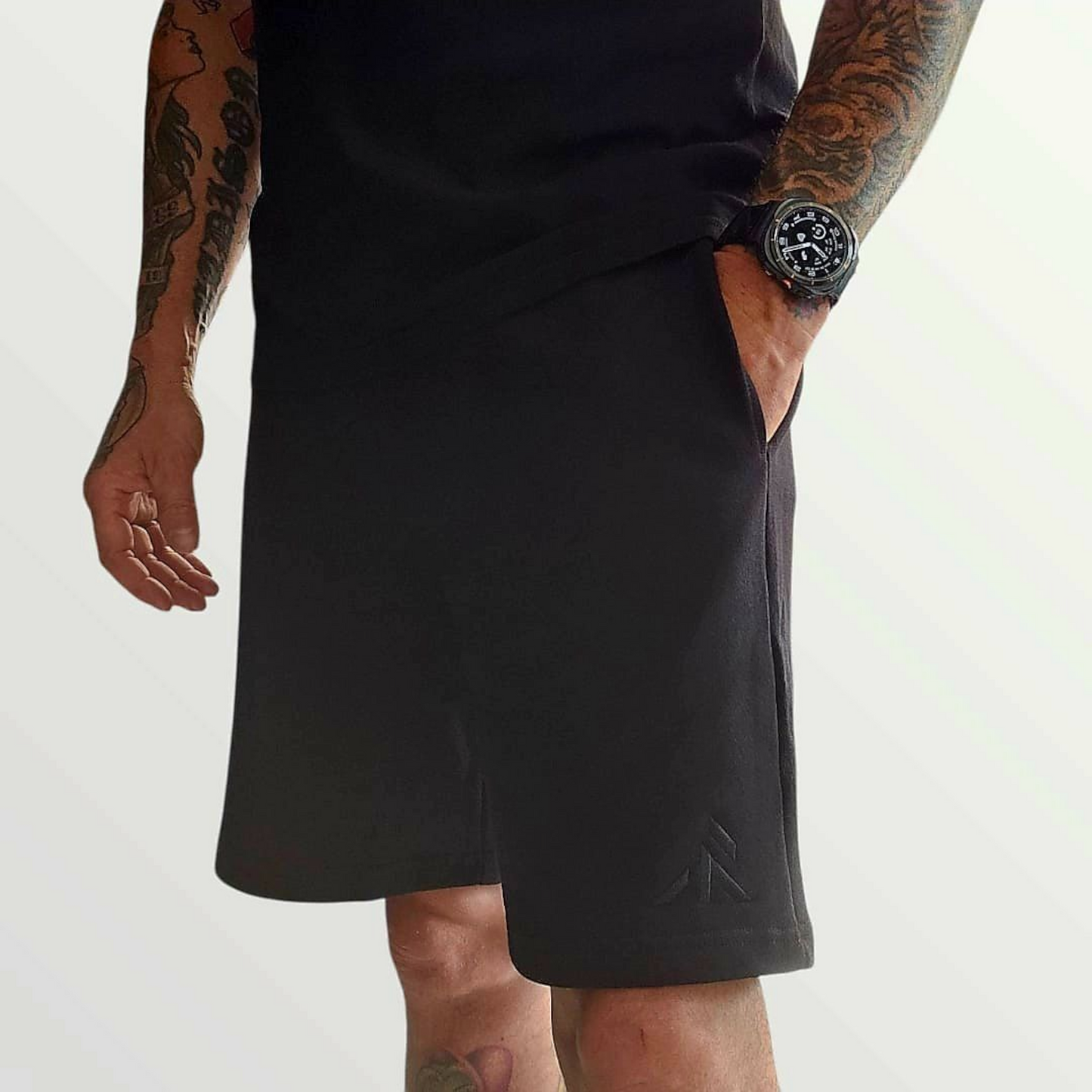 NOX Shorts - Deep black - Robore Mentis online