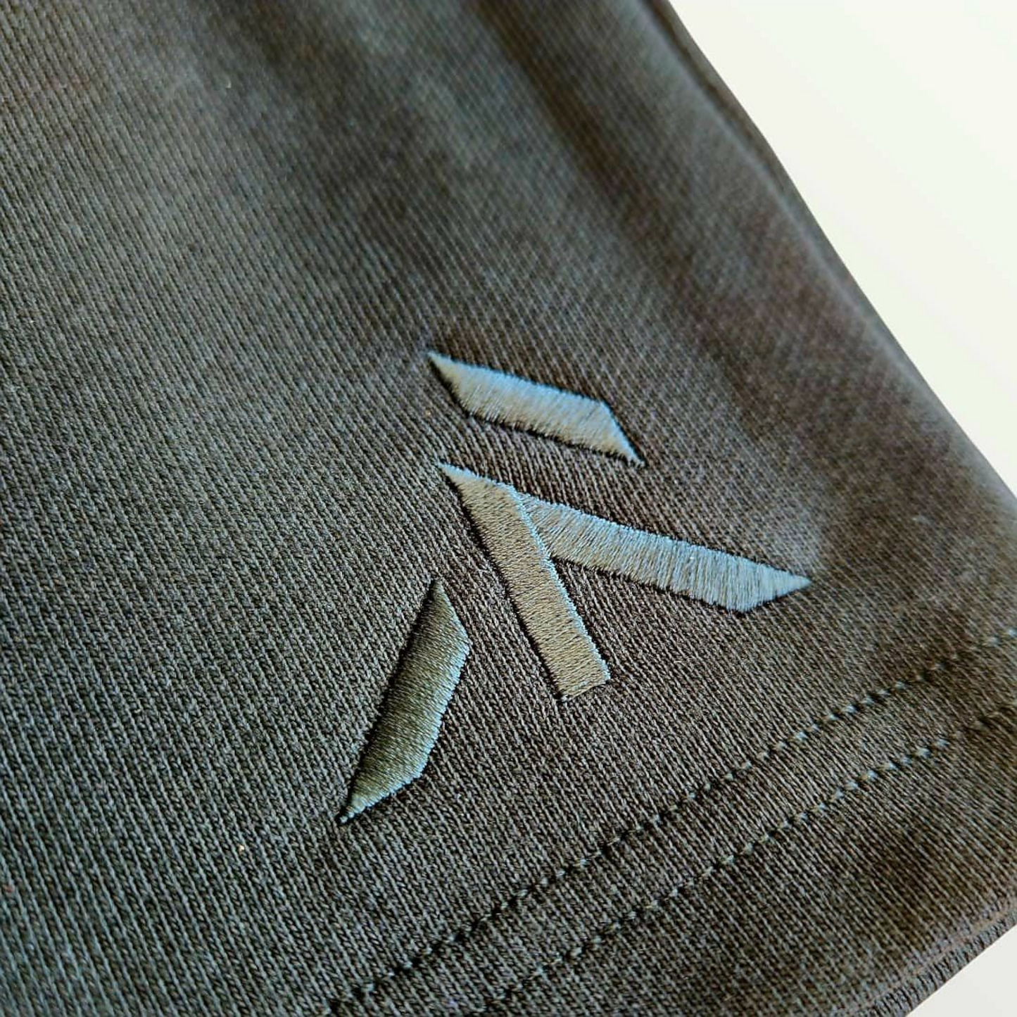 NOX Shorts - Deep black - Robore Mentis online