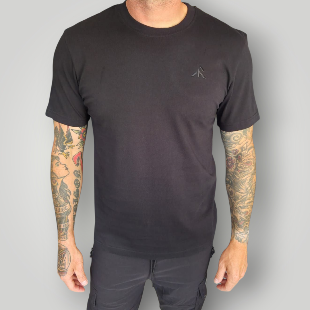 Aeris Regular fit Tee Black - Robore Mentis online