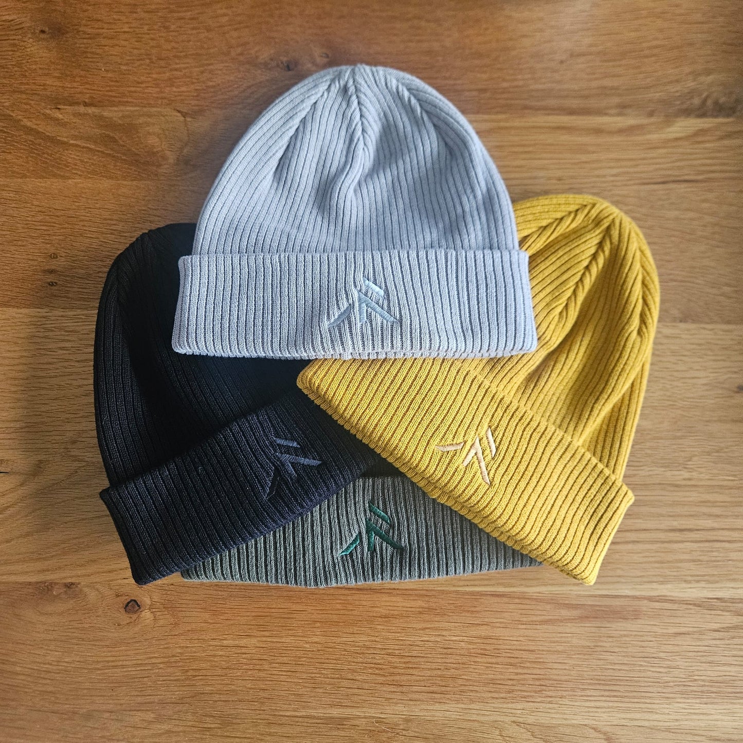 Robore Mentis beanie - Robore Mentis online