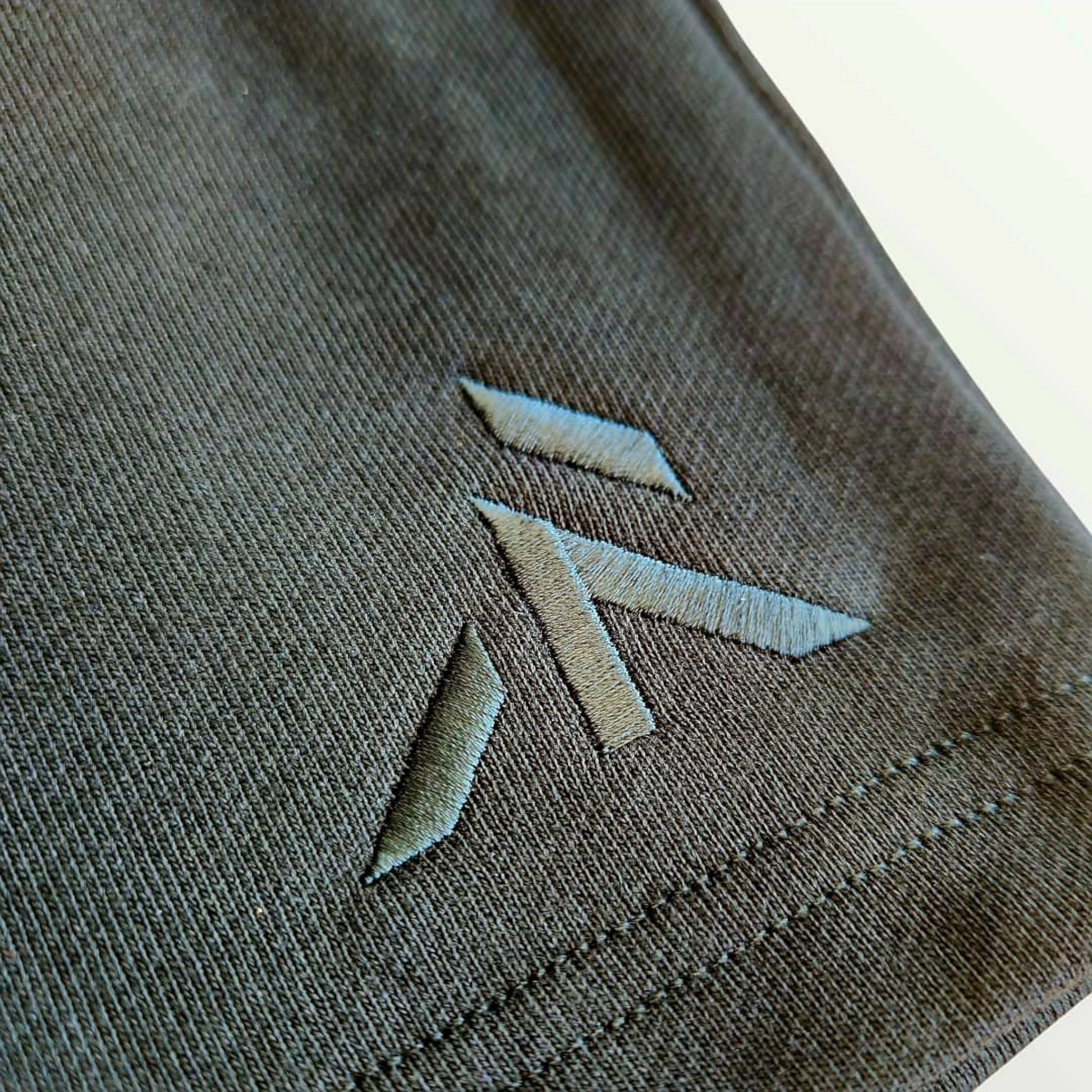 NOX Shorts - Deep black - Robore Mentis online 