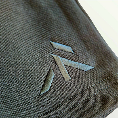 NOX Shorts - Deep black - Robore Mentis online 