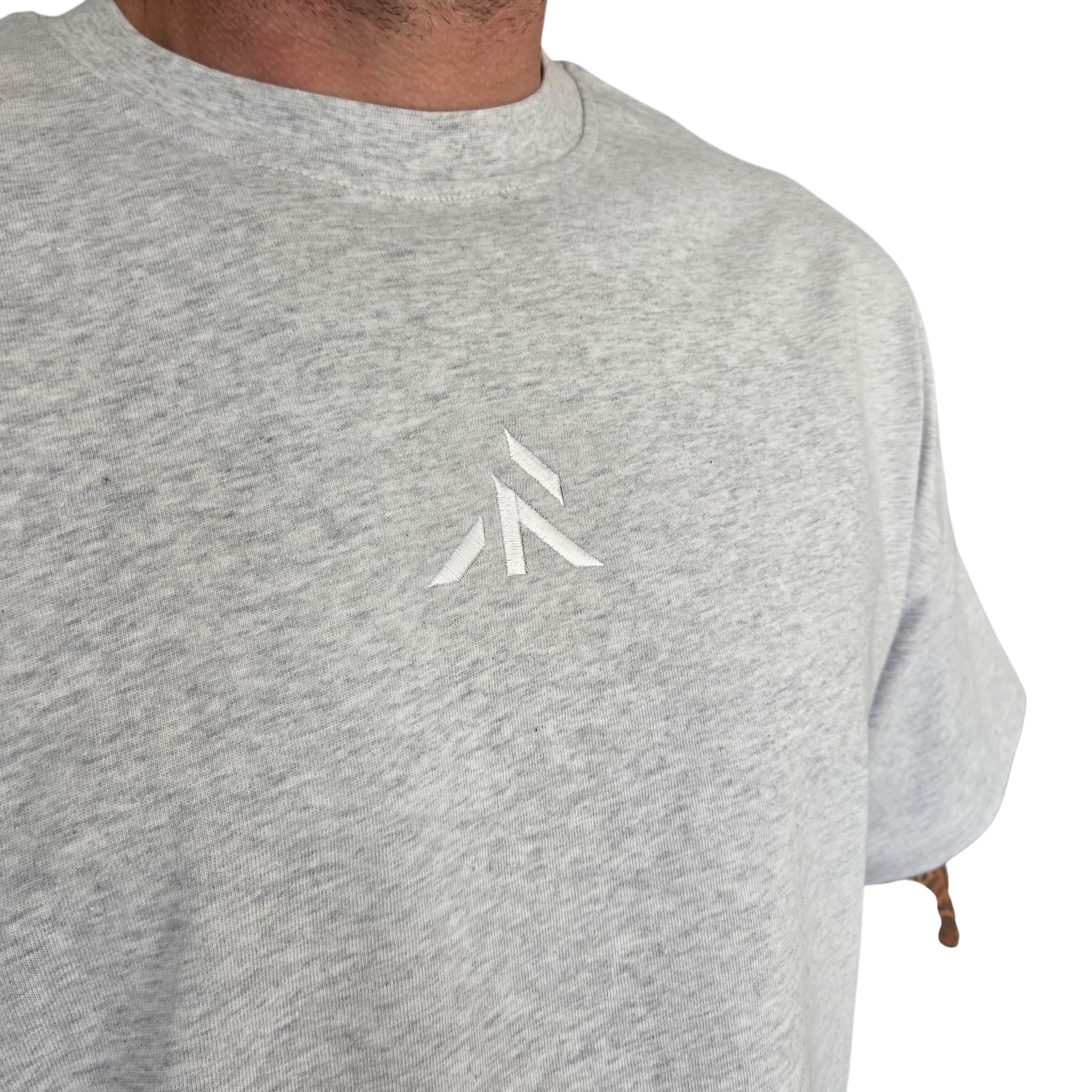 LUX T-SHIRT  - Oversized fit - Robore Mentis online 