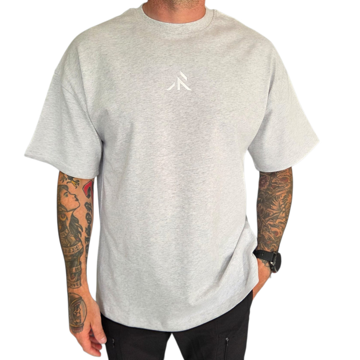 LUX T-SHIRT  - Oversized fit - Robore Mentis online 